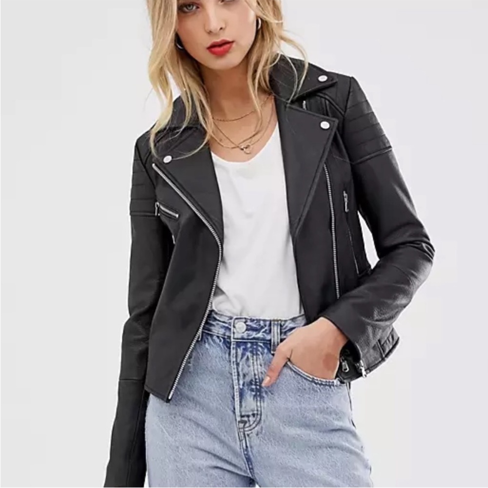 Women’s Black Leather Moto Jacket - Classic Biker Style